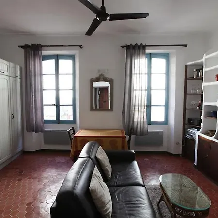 Charmingly Provencal In The Heart Of Old Apartman