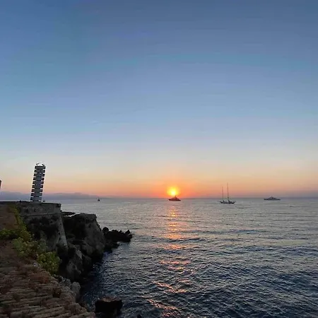 Charmingly Provencal In The Heart Of Old Antibes